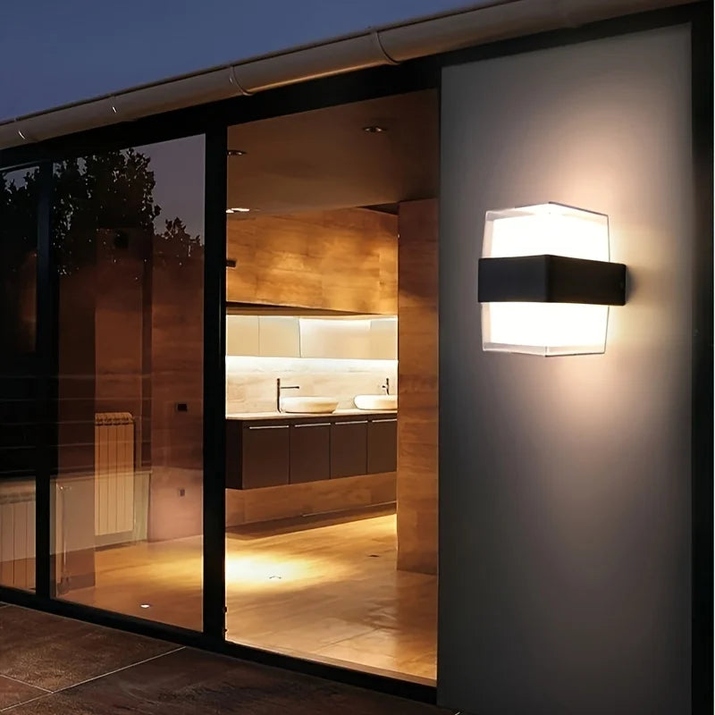 Waterproof LED Outdoor Light – Modern Garden Illumination for Home Decor