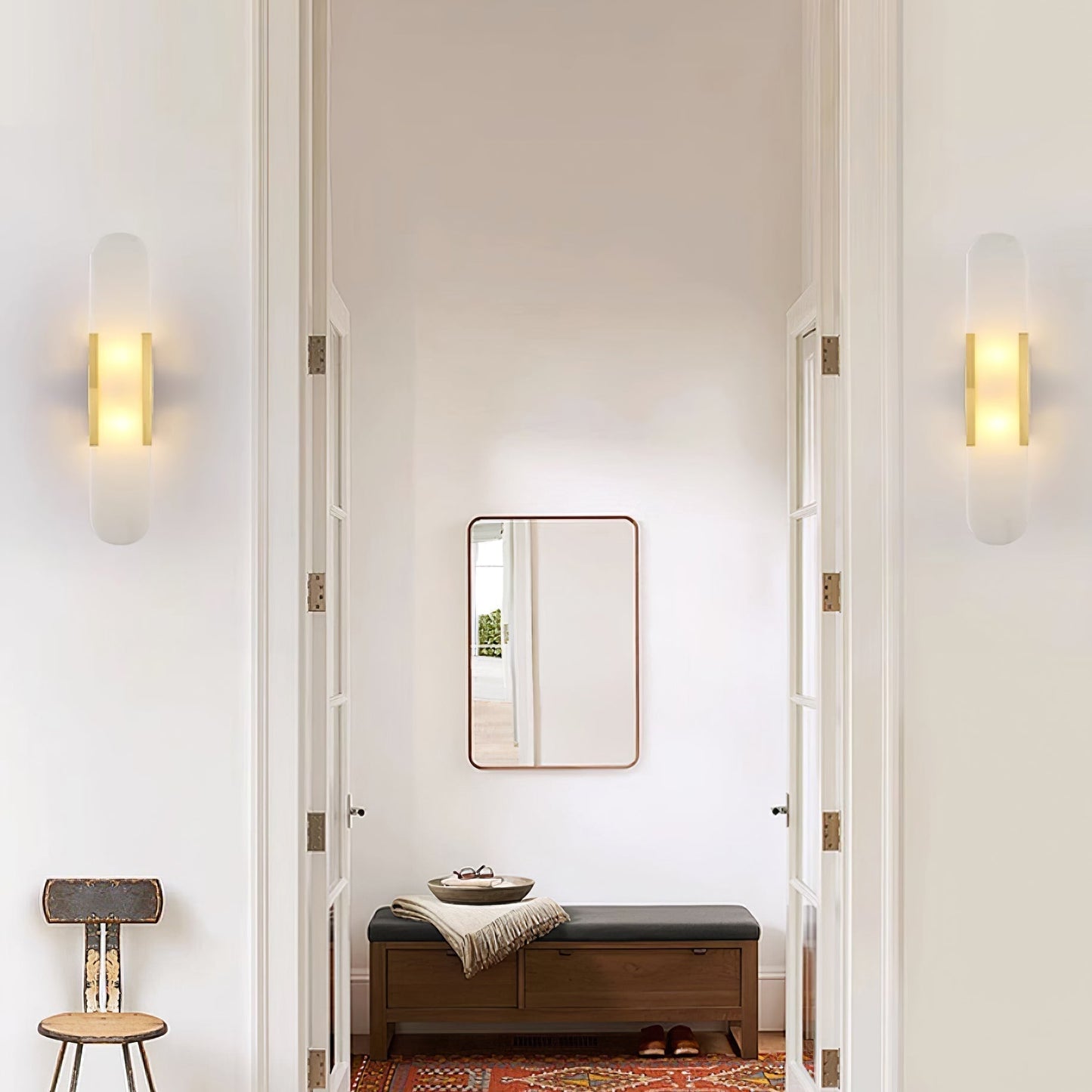 Wall Light Fixture – Alabaster Design with Brass Accent for Elegant Decor