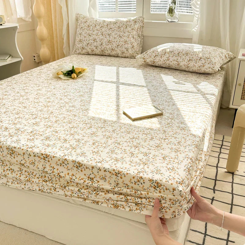 Breathable Cotton Fitted Sheet – Soft, Comfortable Bedding for Better Sleep