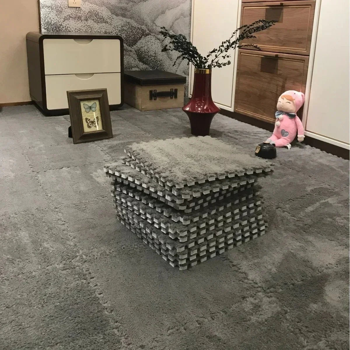 Kids Playroom Floor Mat 30x30 cm – Soft Plush Puzzle Carpet for Safe Play