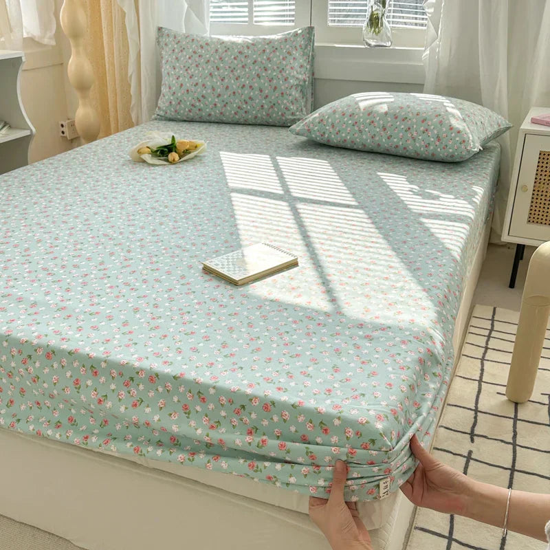 Breathable Cotton Fitted Sheet – Soft, Comfortable Bedding for Better Sleep