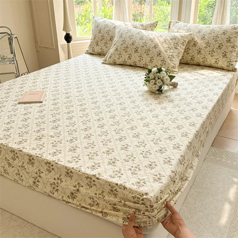 Breathable Cotton Fitted Sheet – Soft, Comfortable Bedding for Better Sleep