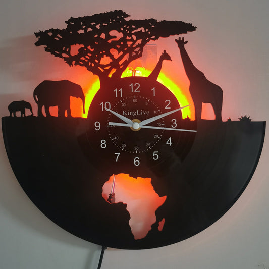 Vinyl Wall Clock – Silent Giraffe Design for Home and Office Decor