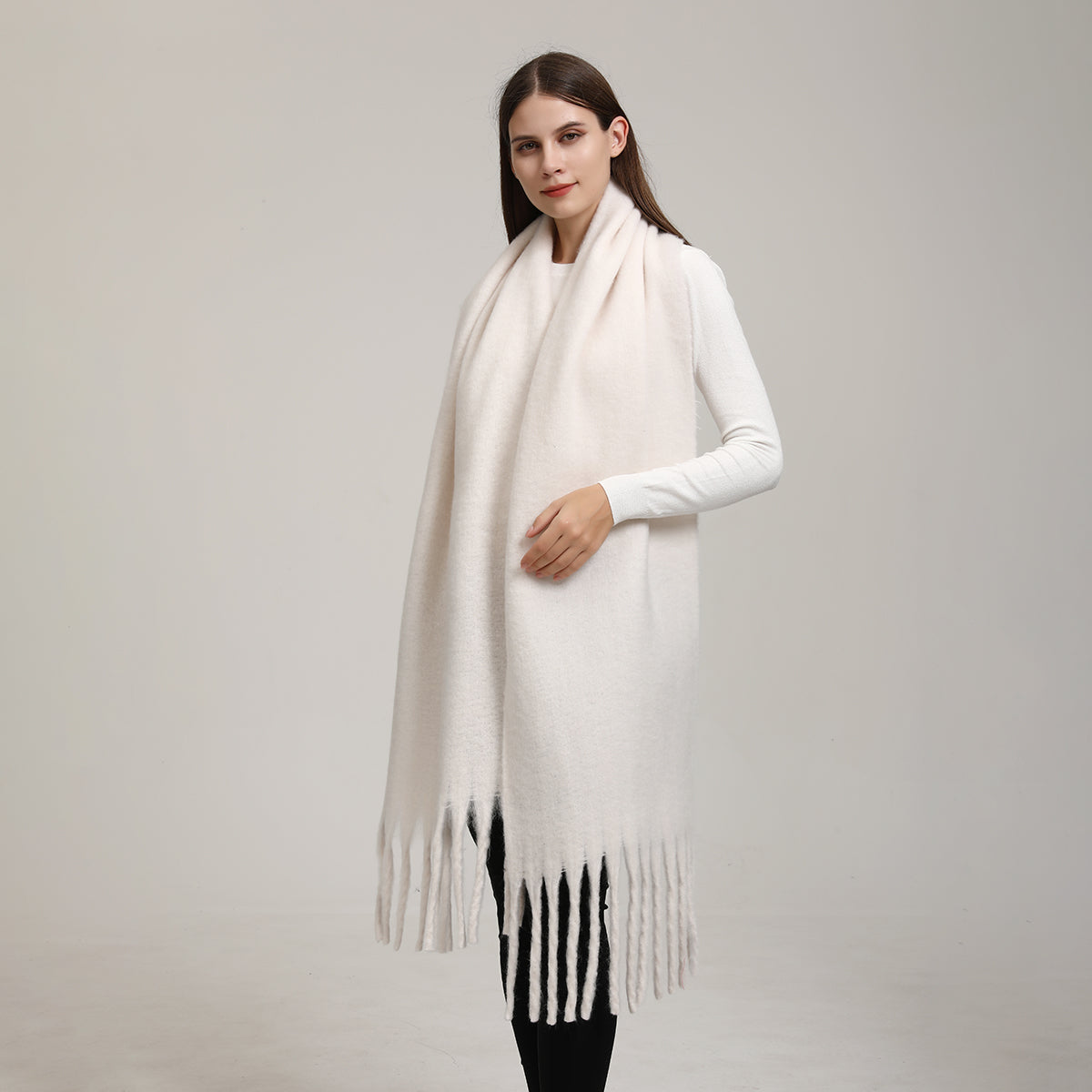 Fashion Scarf – Luxurious Soft Wrap for Women