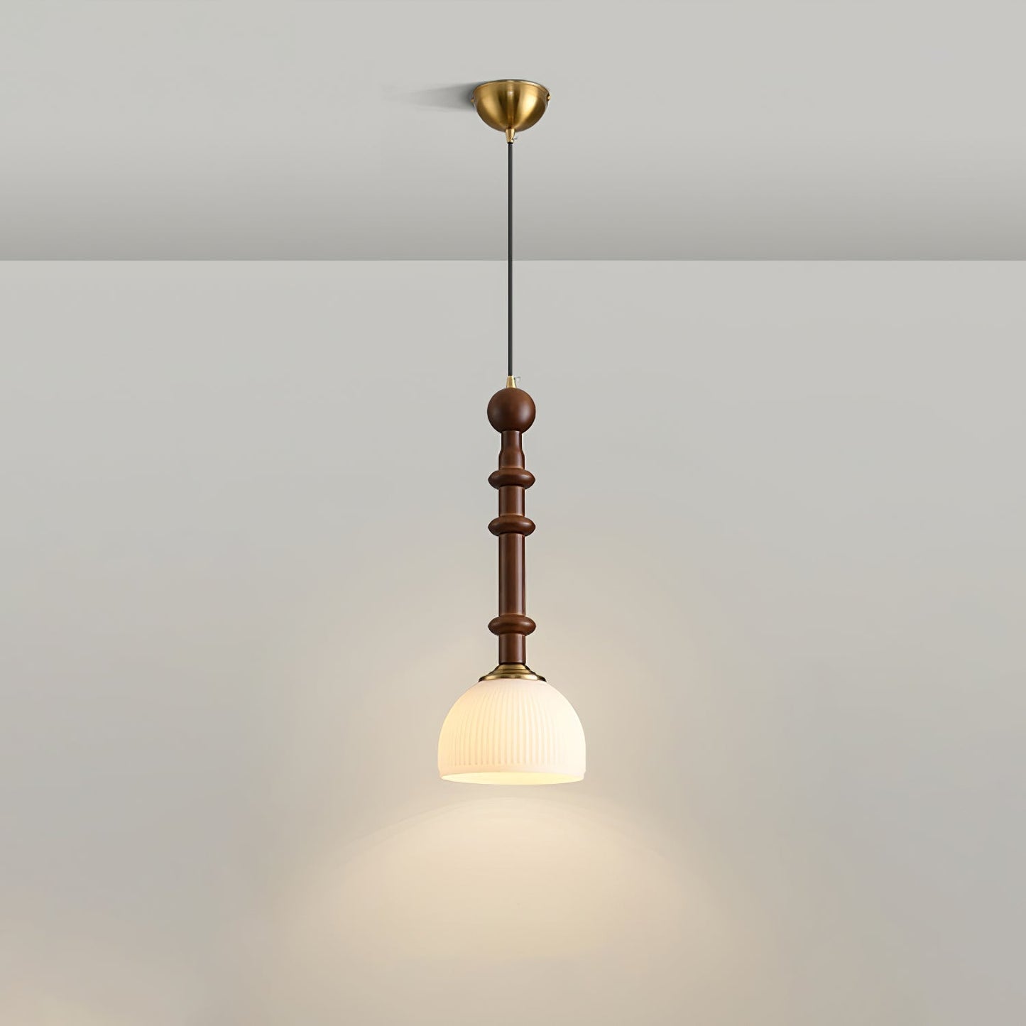 Vintage Pendant Light – Nostalgic Home Decor Fixture for Warm Ambiance