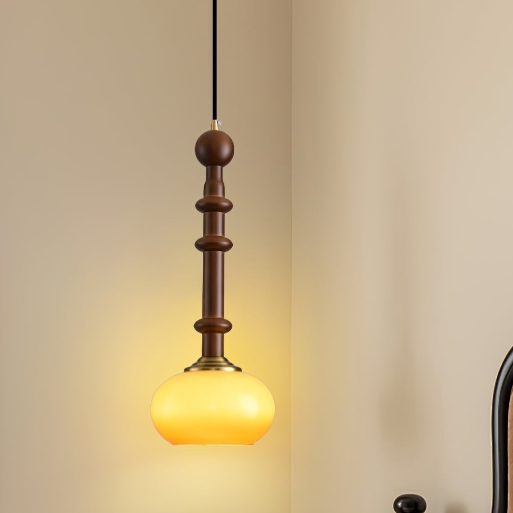 Vintage Pendant Light – Nostalgic Home Decor Fixture for Warm Ambiance