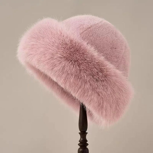 Winter Hat with Fur – Elegant Women's Winter Beanie for Cold Weather