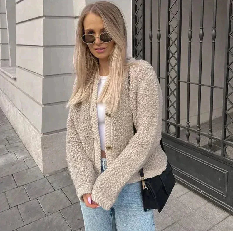 Teddy Cardigan Women – Cozy Plush Knit Outerwear for Fall