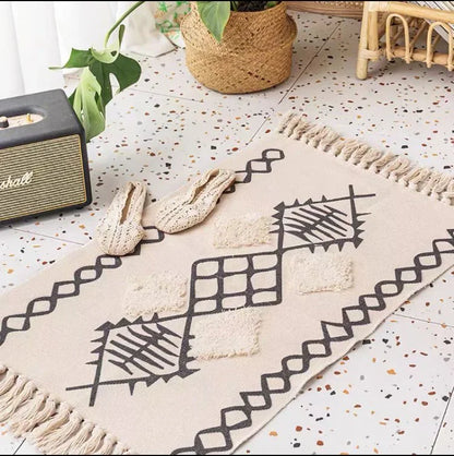Boho Rug 60x90 cm – Handwoven Retro Fringed Area Rug for Living Room Decor