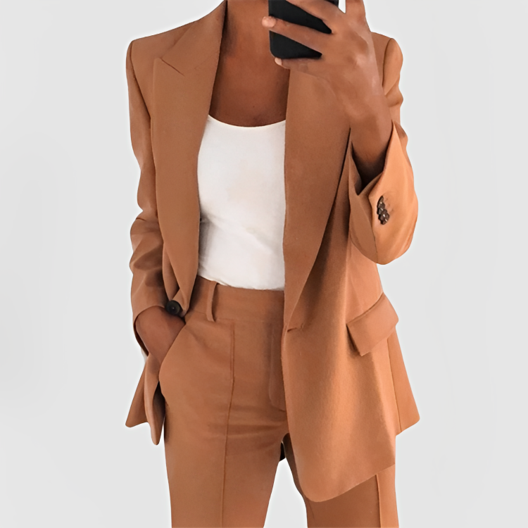 Chic Blazer Set for Women – Stylish Tailored Blazer and Pants Outfit