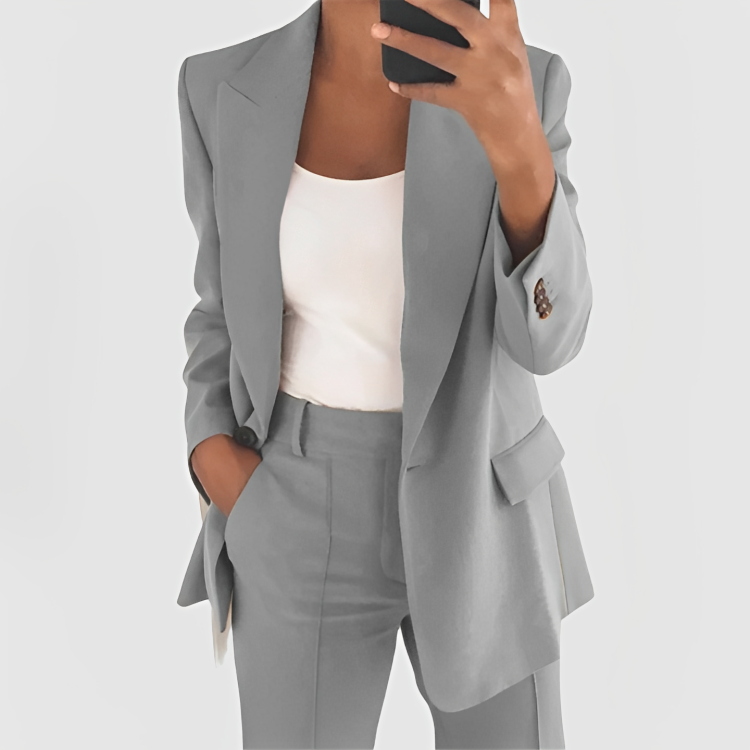 Chic Blazer Set for Women – Stylish Tailored Blazer and Pants Outfit