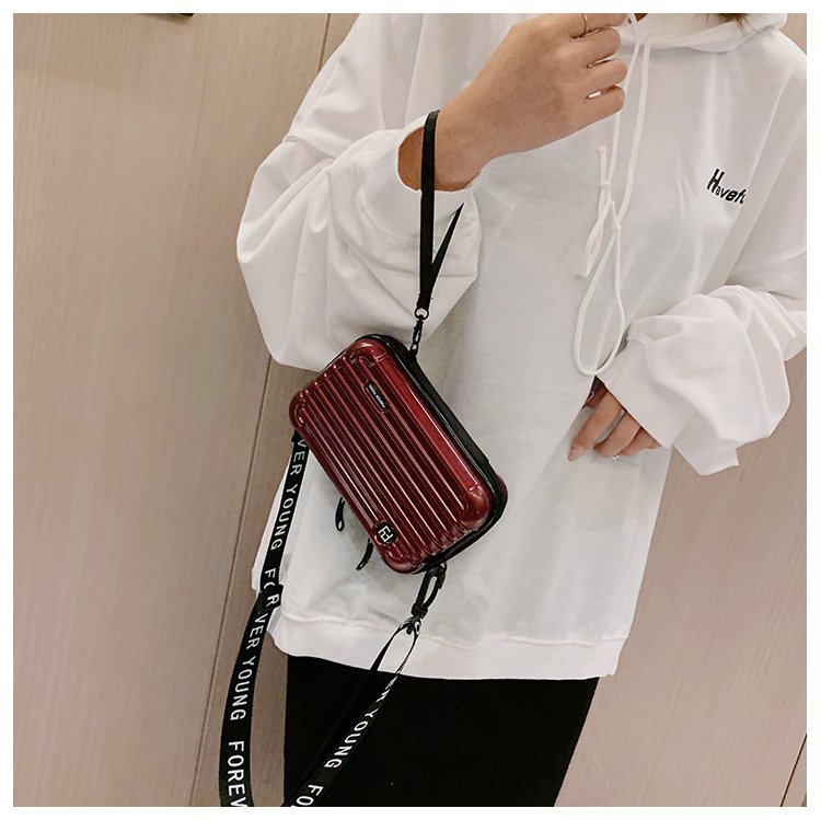 Mini Crossbody Bag – Stylish Suitcase Design for Travel