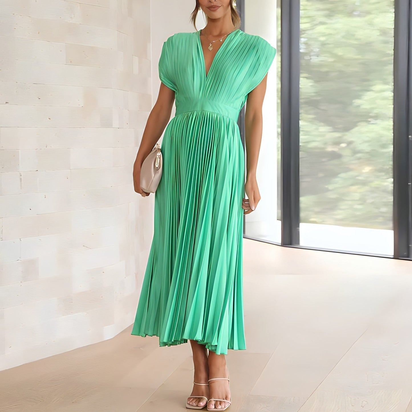 Elegant Maxi Dress for Women – Chic Flowing Evening Gown with Sleeves